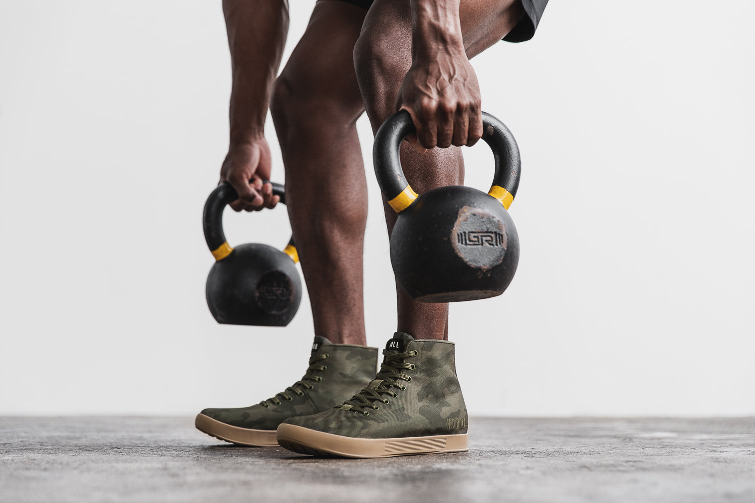 Men's Nobull Sneakers Camo | 934720-PWY